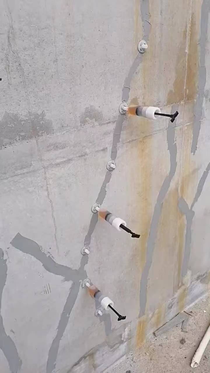 天水混凝土开裂的原因