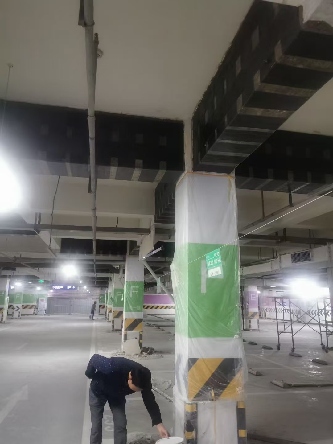 天水柱子露出钢筋生锈怎么办